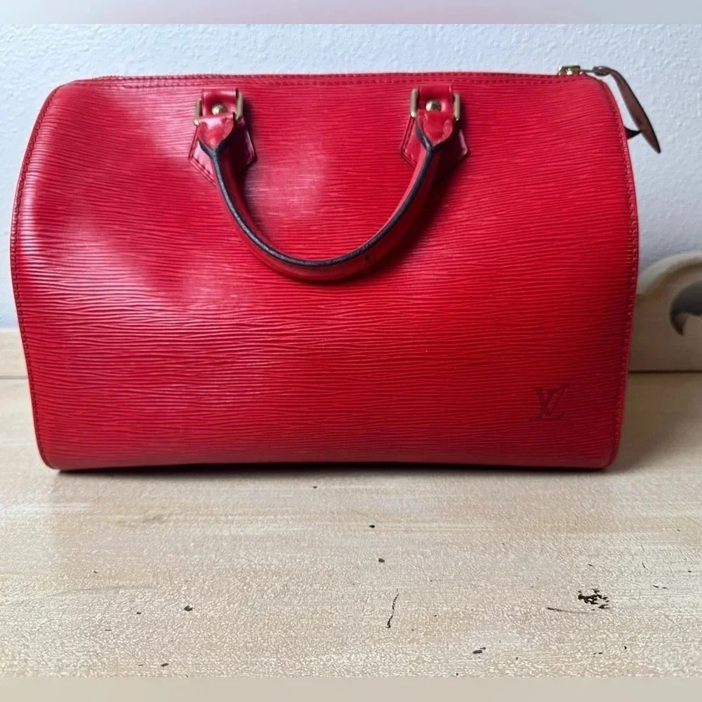 Authentic Red Epi Louis Vuitton Speedy 30‎ - Picture 4 of 16